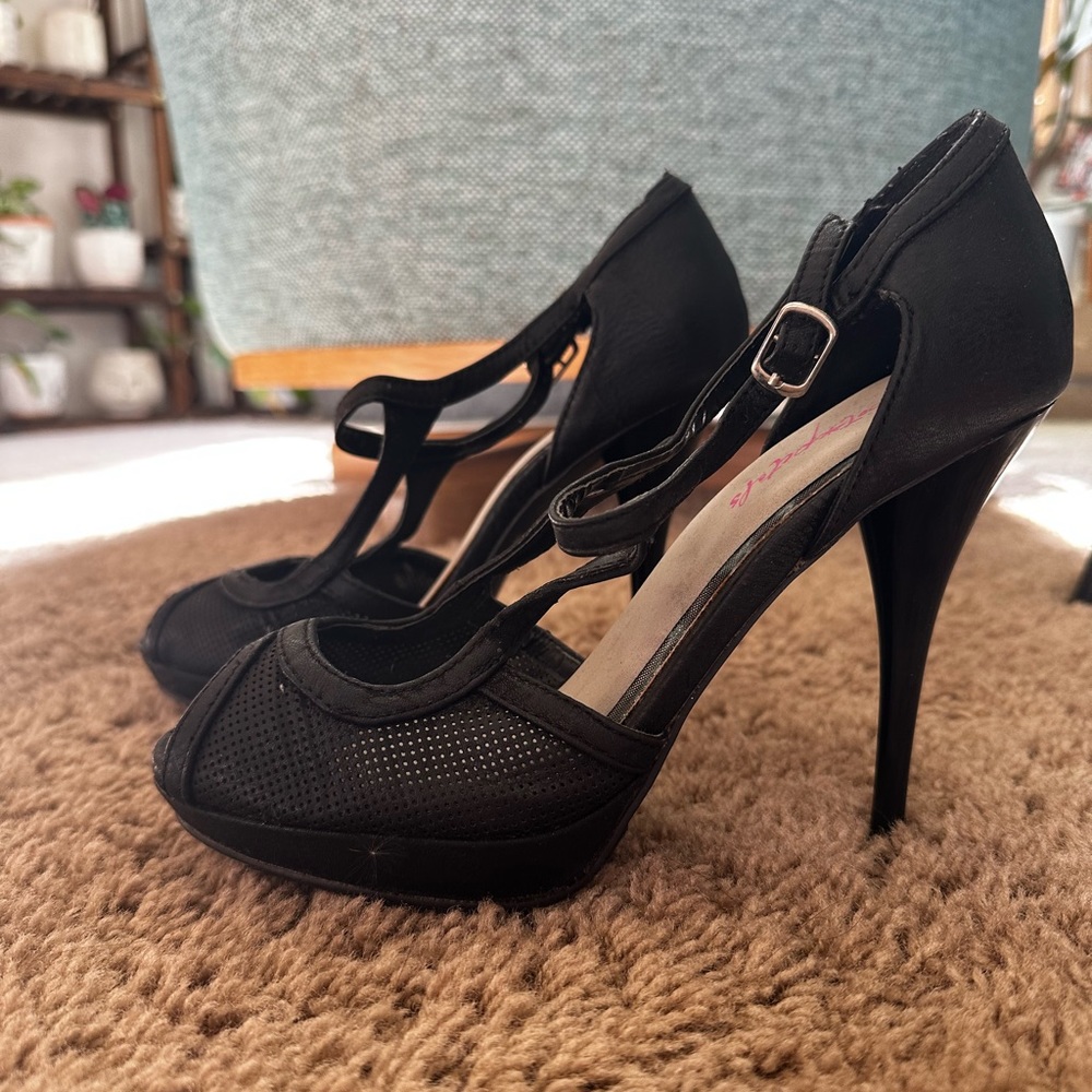 Black High Heels Size 9, Peep Toe